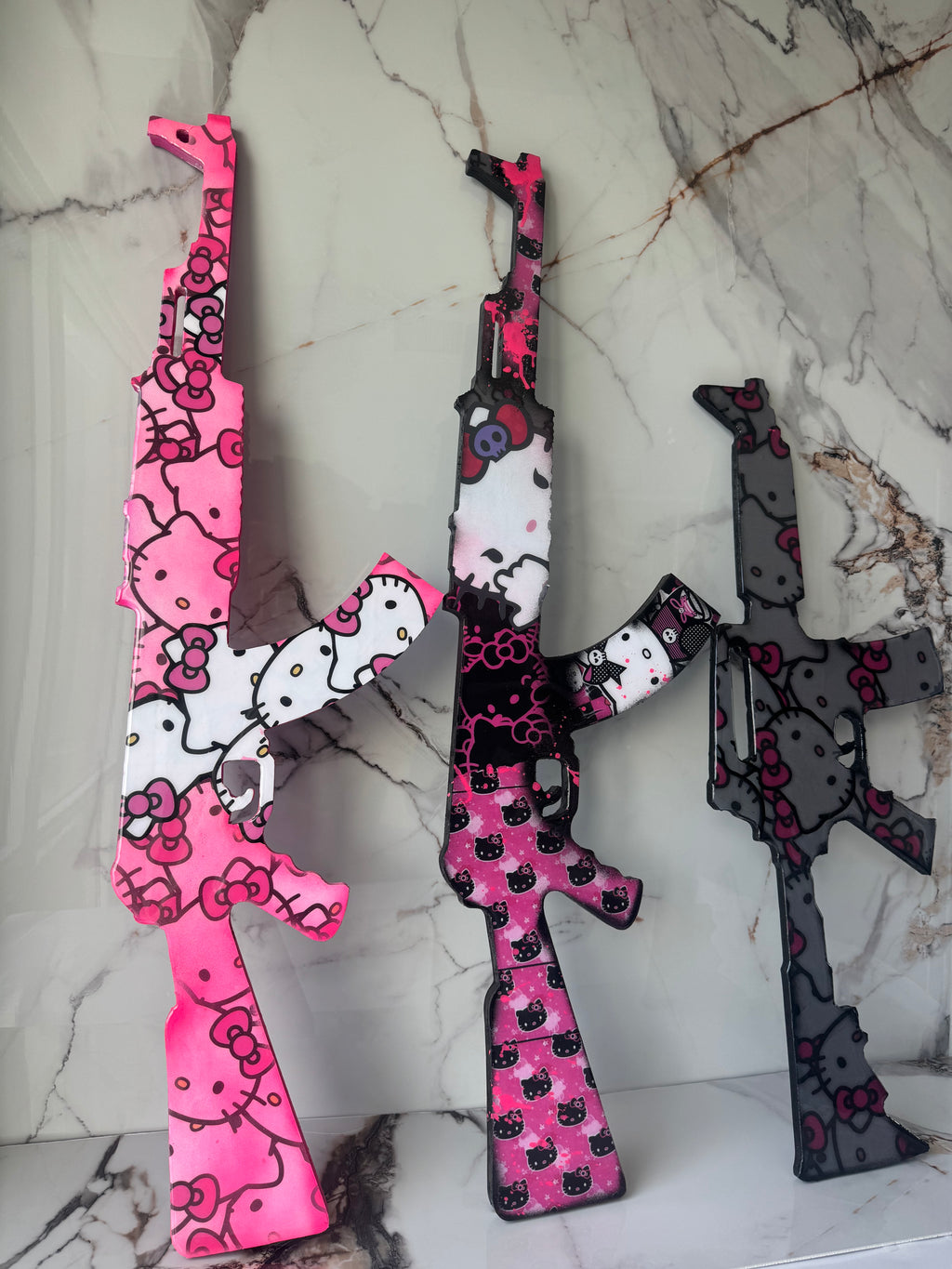 Hello Kitty Riffle Wall Decor