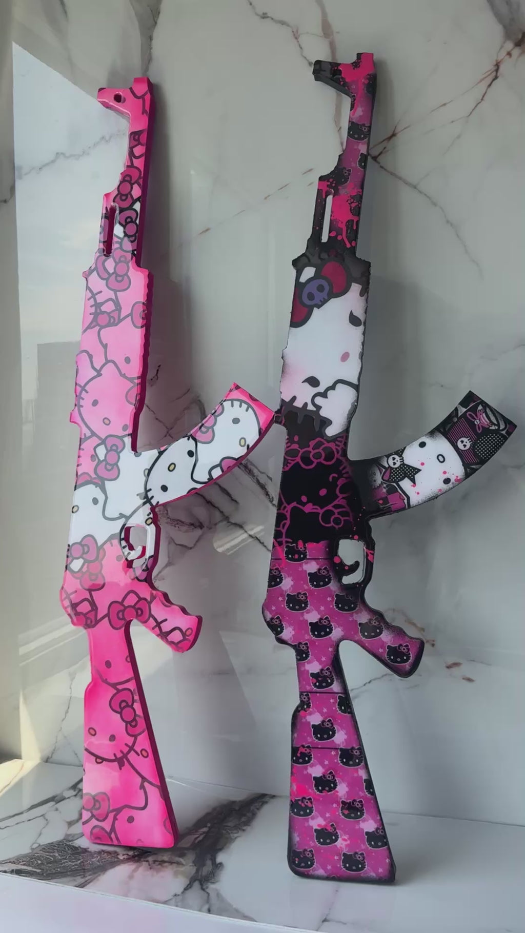 Hello Kitty Riffle Wall Decor